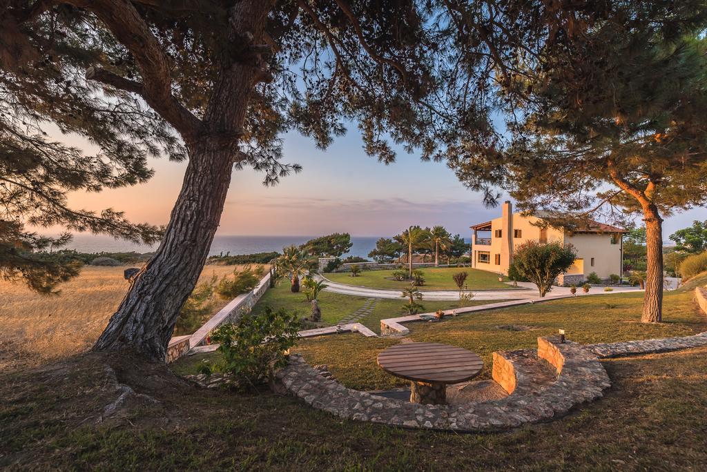 Villa Russelia Kalavárda Exterior foto